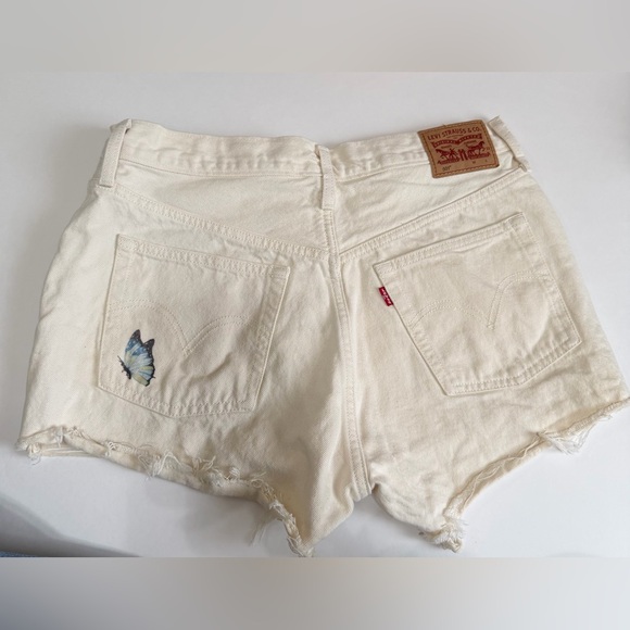 Levi's Cream Denim Shorts with Colorful Butterfly Prints - Picture 2 of 4